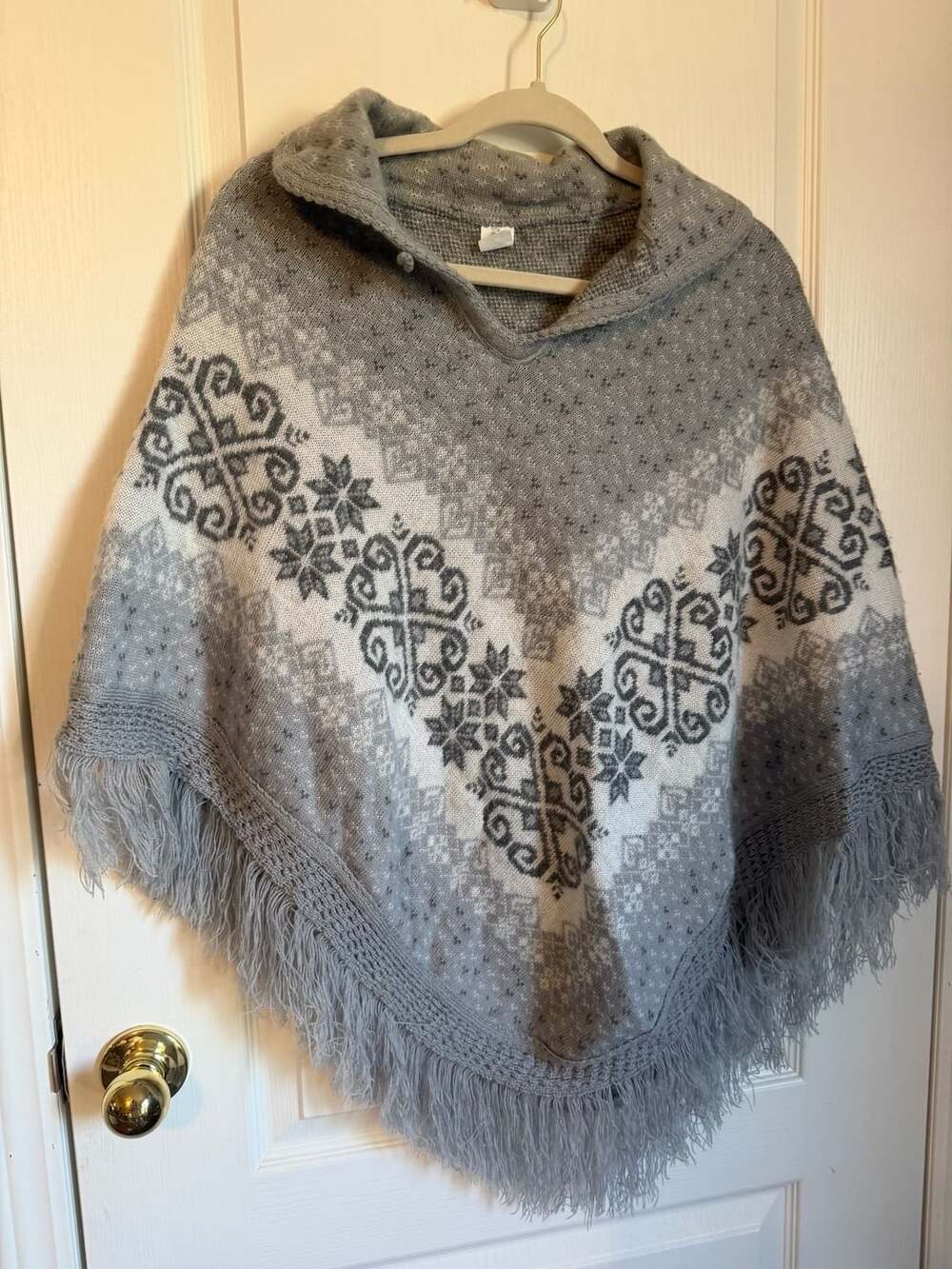 Nordic Poncho Gray Fair Isle Hooded Cape with Fringe with Wool label